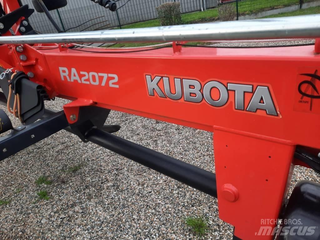 Kubota RA2072 Obraceče a shrabovače sena