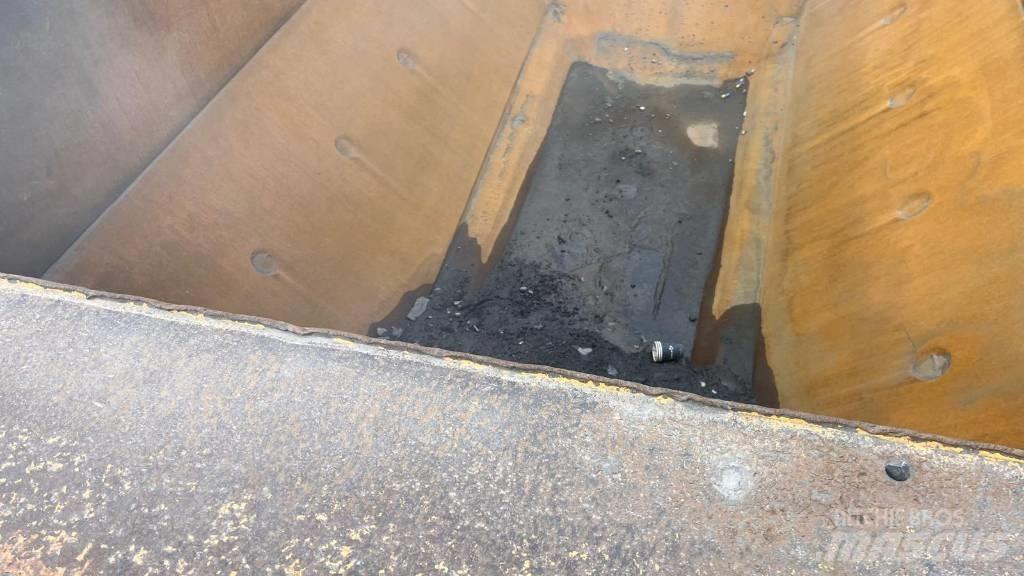 Volvo A 40 G Kloubové dempry