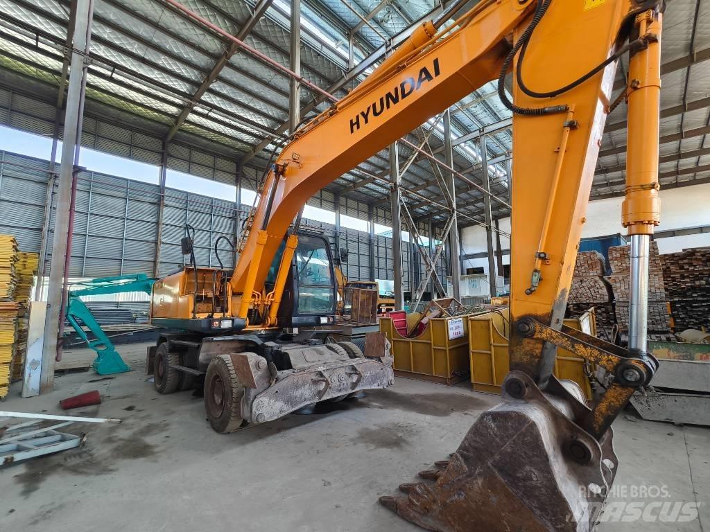 Hyundai R210w-7 Kolová rýpadla