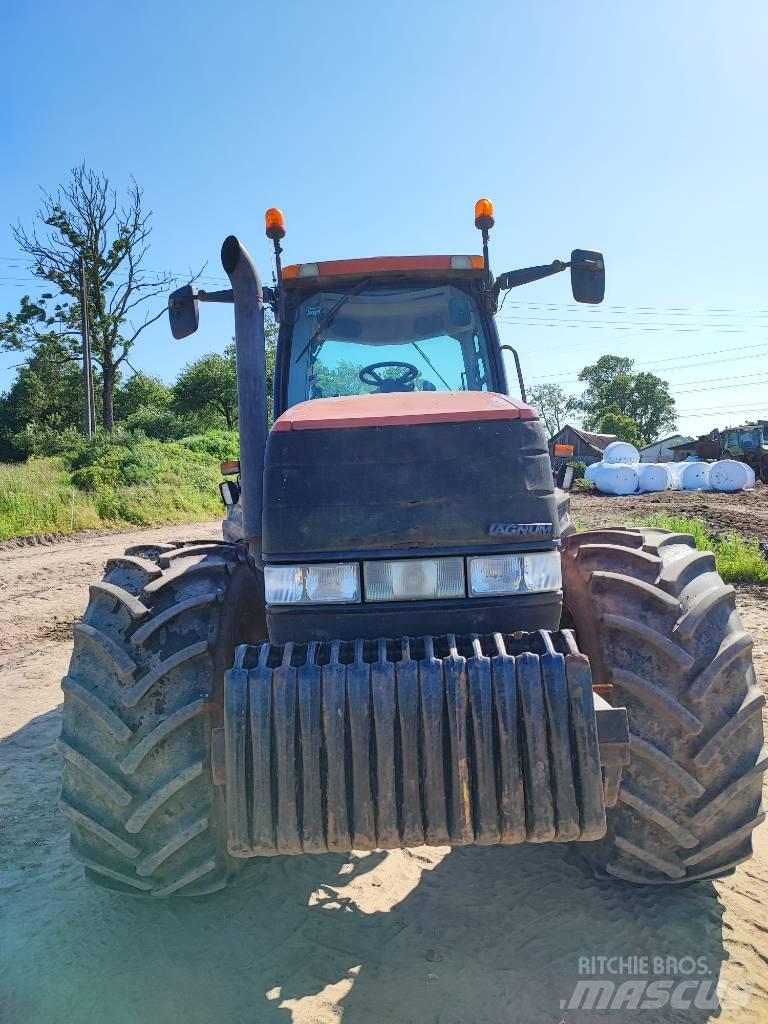 Case IH MX 240 Traktory