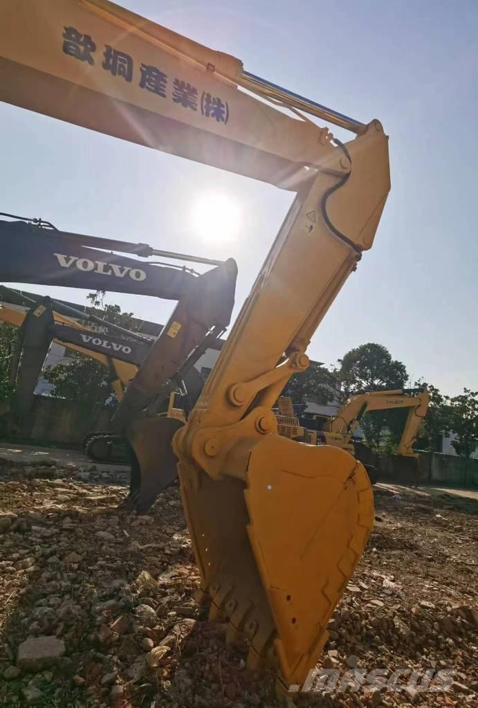 Komatsu PC 450-7 Pásová rýpadla