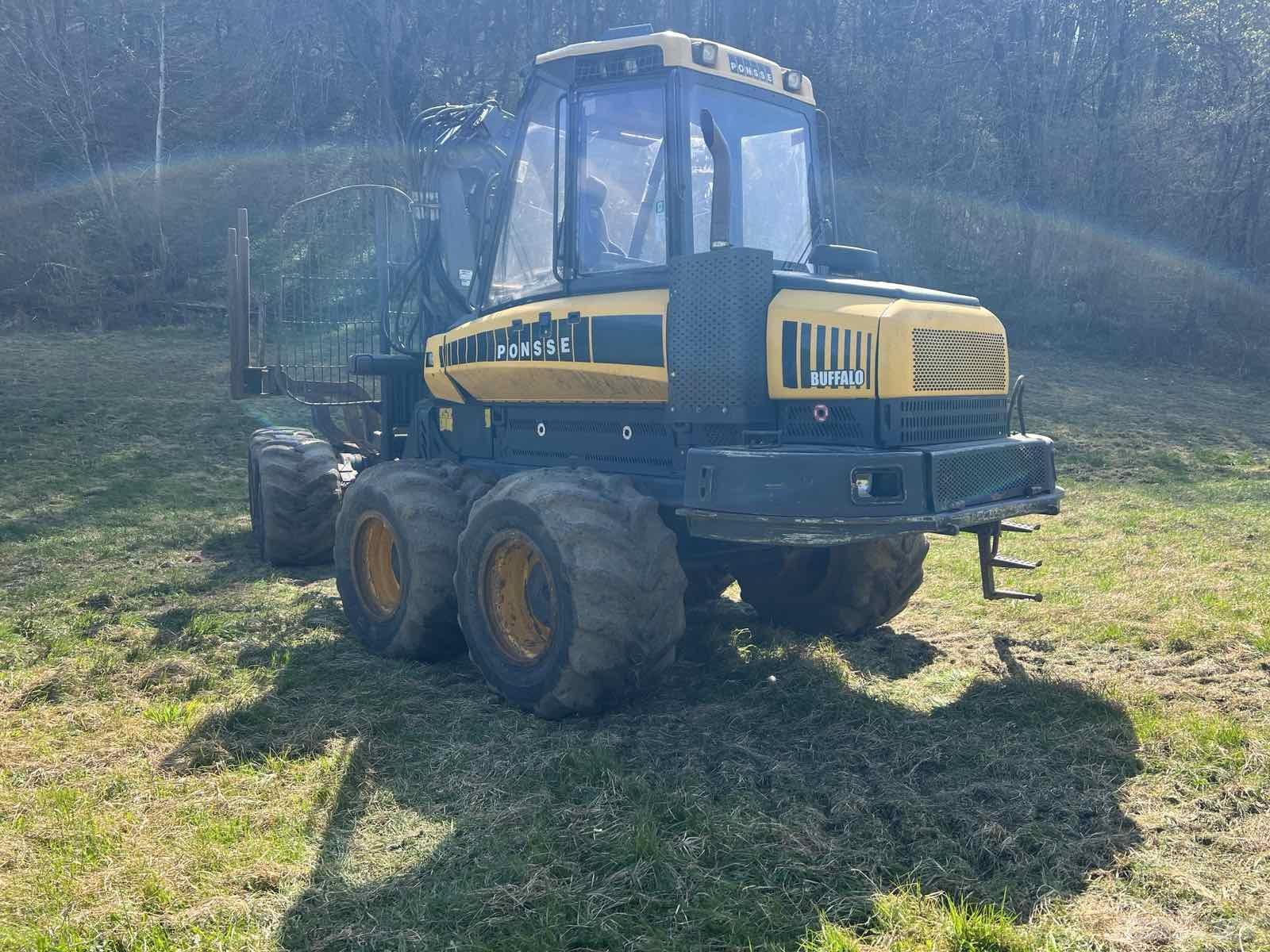 Ponsse Buffalo 8W Vyvážecí traktory