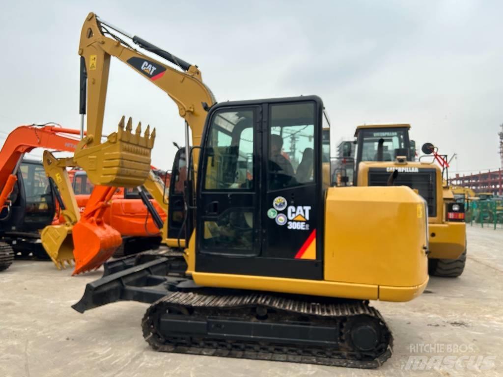 CAT 306E2 Mini rýpadla < 7t