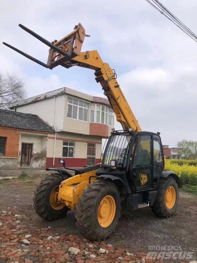 JCB 535-95 Teleskopické manipulátory