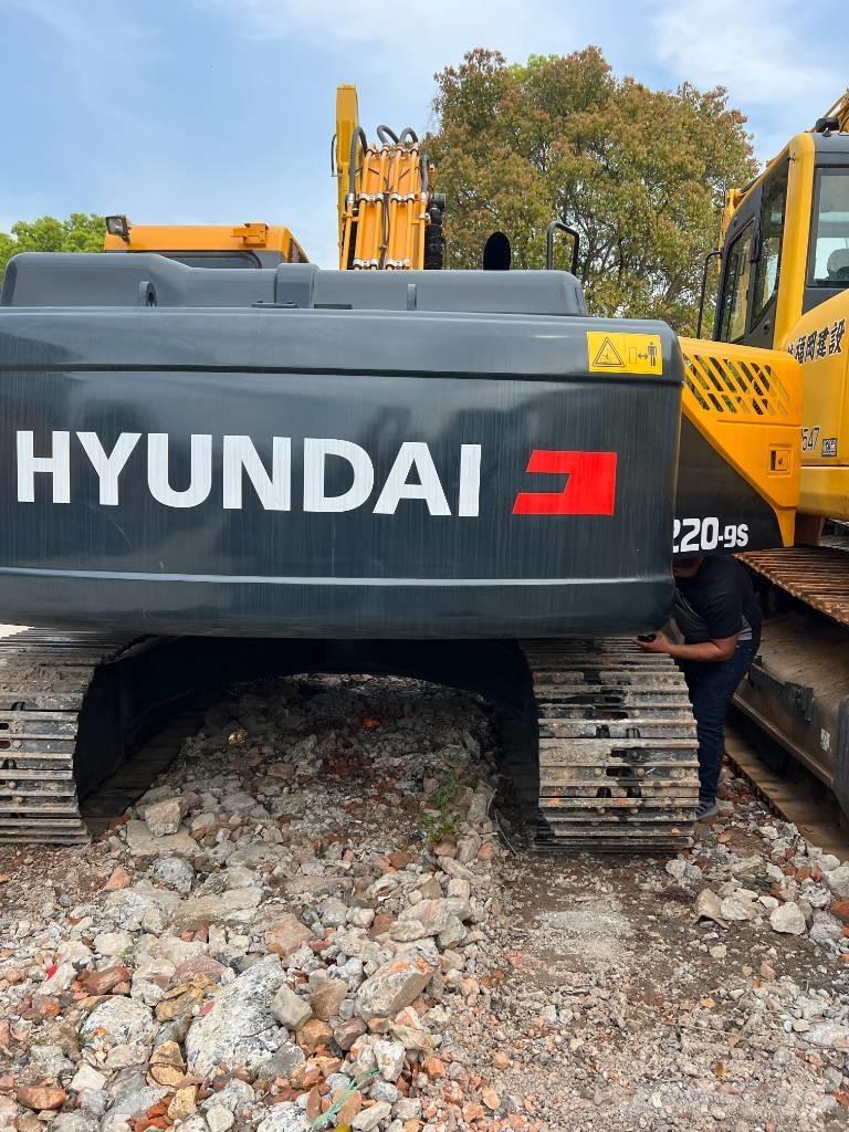 Hyundai 220LC-9S Pásová rýpadla