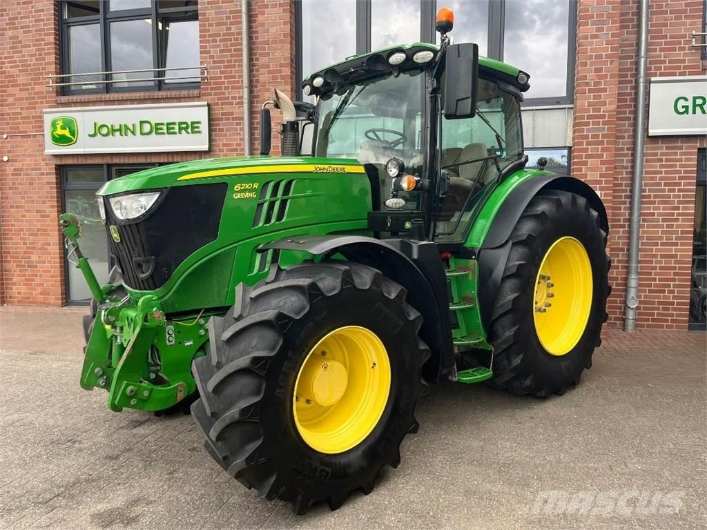 John Deere 6210R Traktory