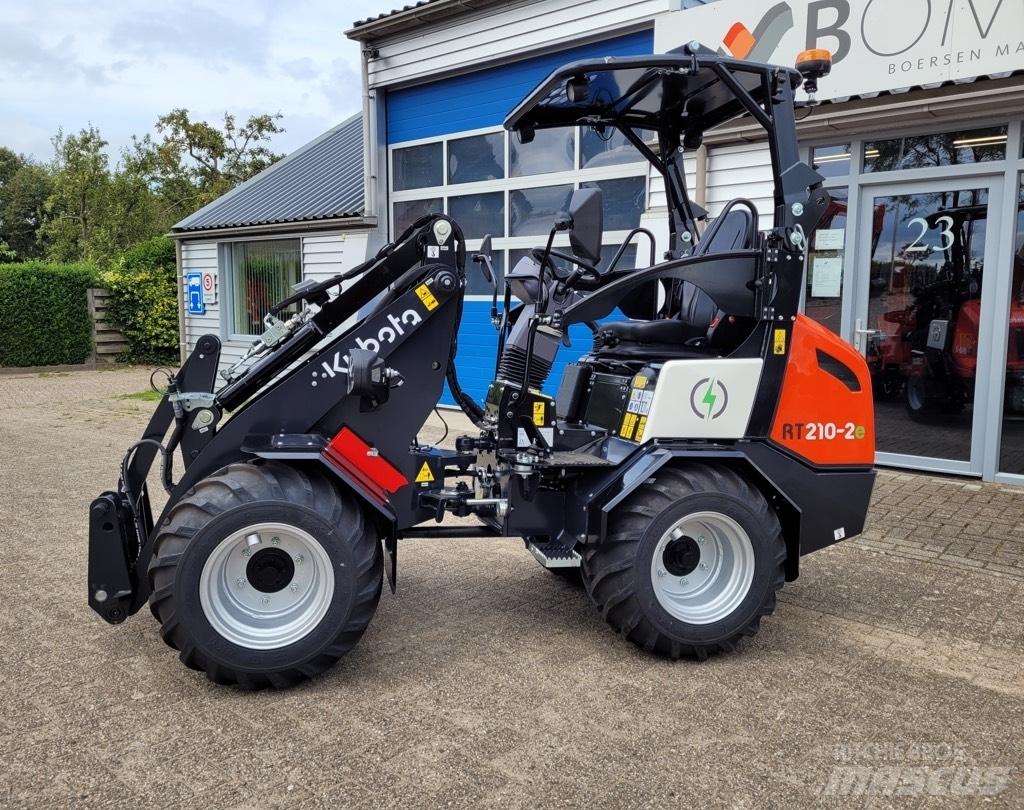 Kubota RT210-2E Kolové nakladače