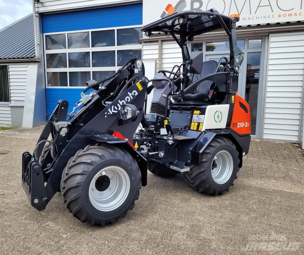 Kubota RT210-2E Kolové nakladače