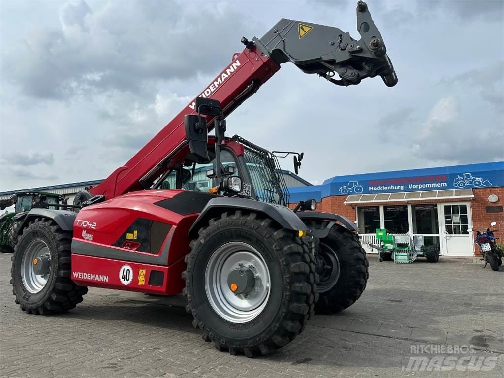 Weidemann T7042 Teleskopické manipulátory