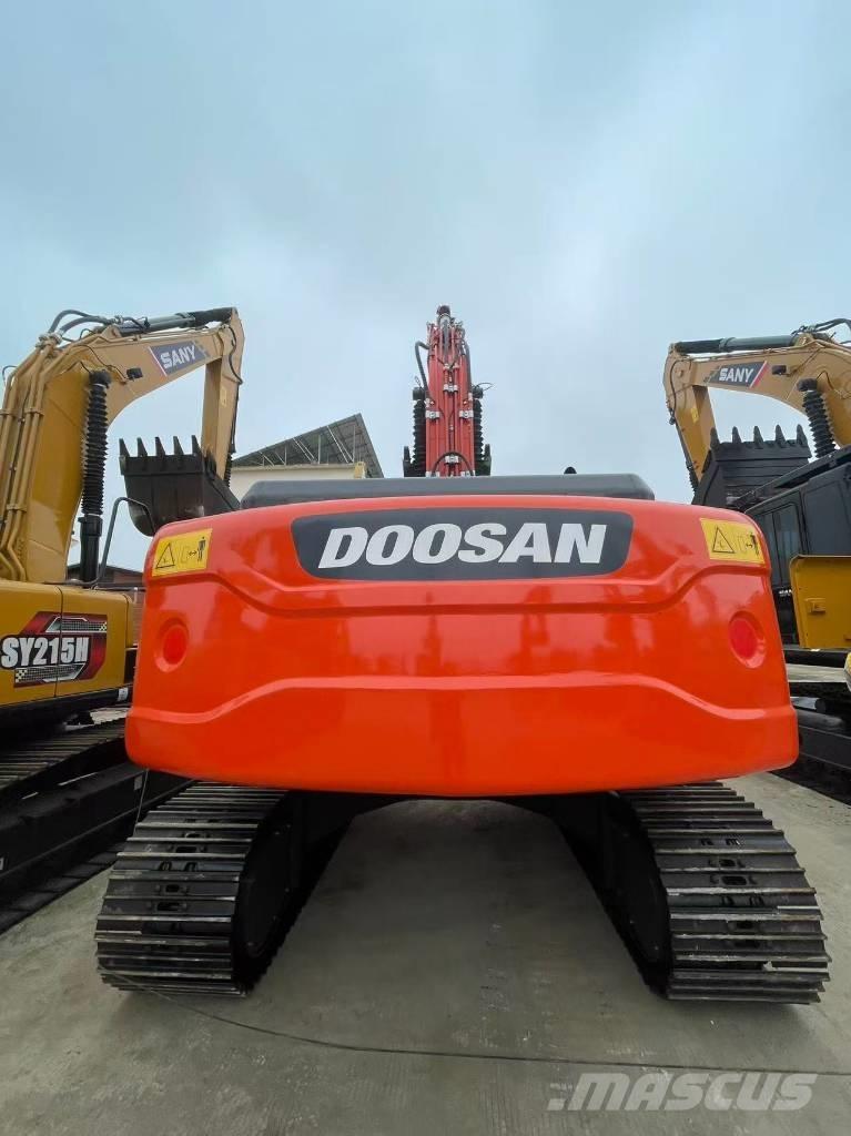 Doosan DX 225 LC Pásová rýpadla