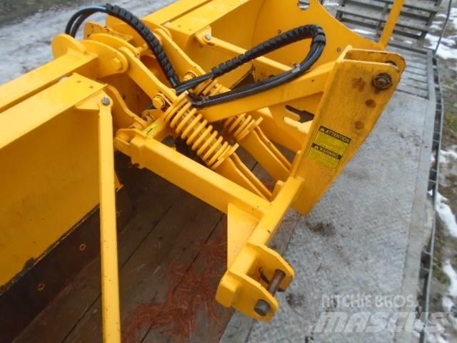 Houle 4N03574-00004 Další