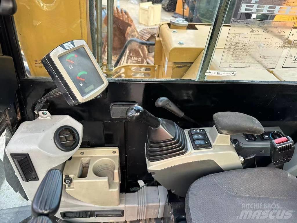 CAT 306E2 Mini rýpadla < 7t