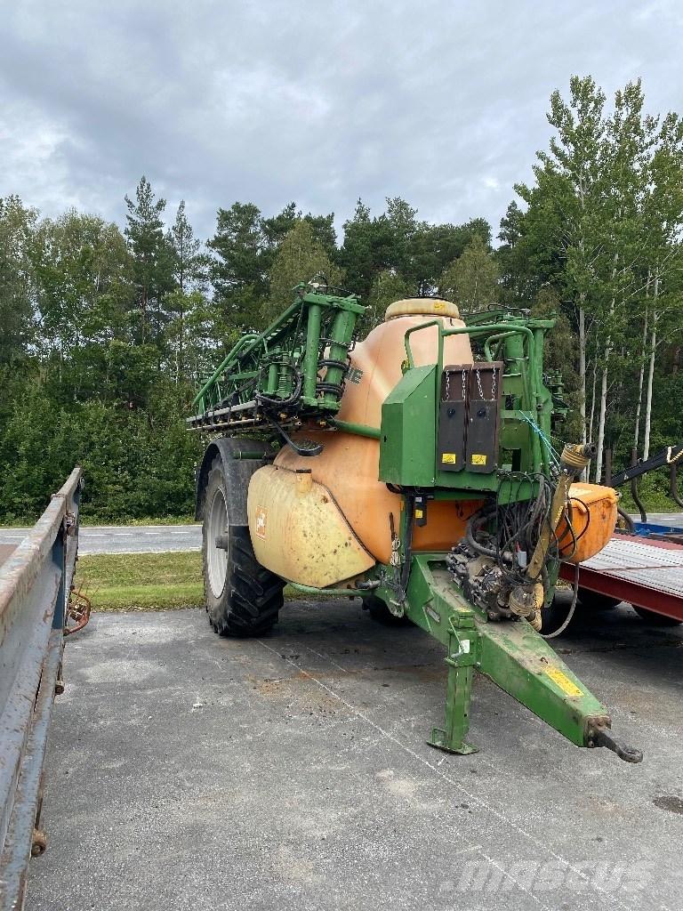 Amazone UX 5200 36m Tažené postřikovače