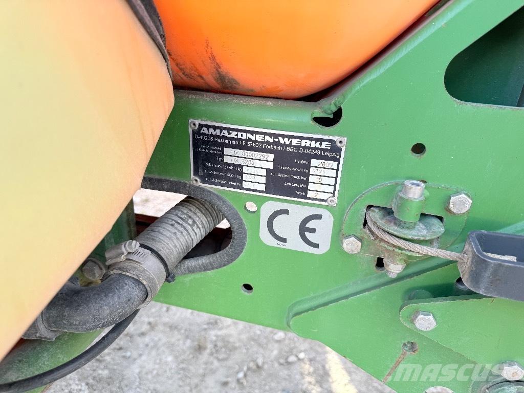 Amazone UX 5200 36m Tažené postřikovače