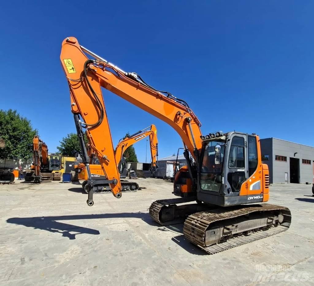 Doosan DX140LCR-5 Pásová rýpadla