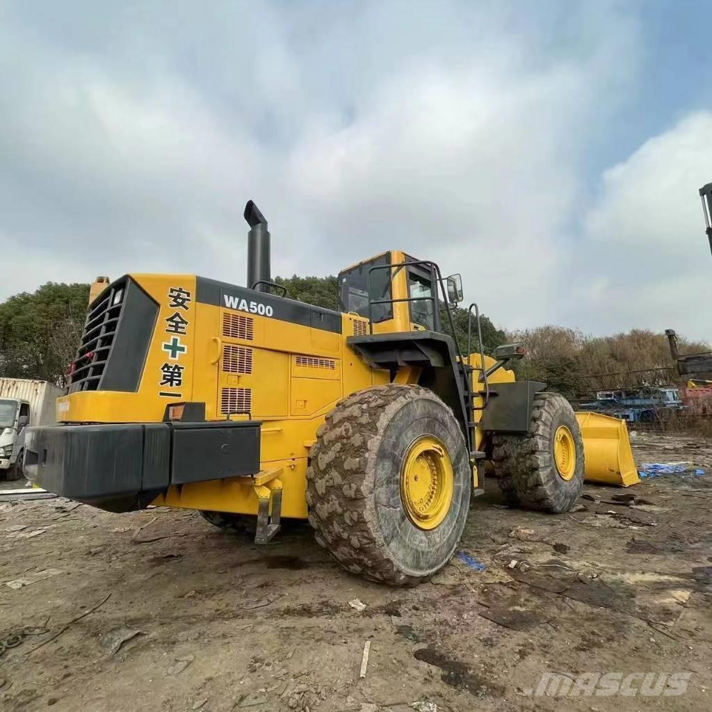 Komatsu WA 500 Kolové nakladače