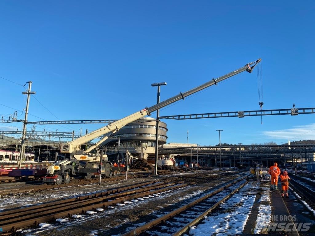 Terex RT 45 L Rail Jeřáby pro těžký terén
