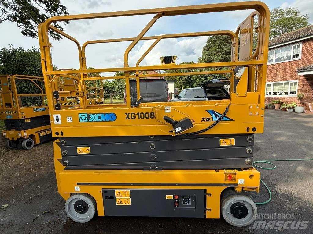 XCMG XG 1008 AC Nůžková zvedací plošina