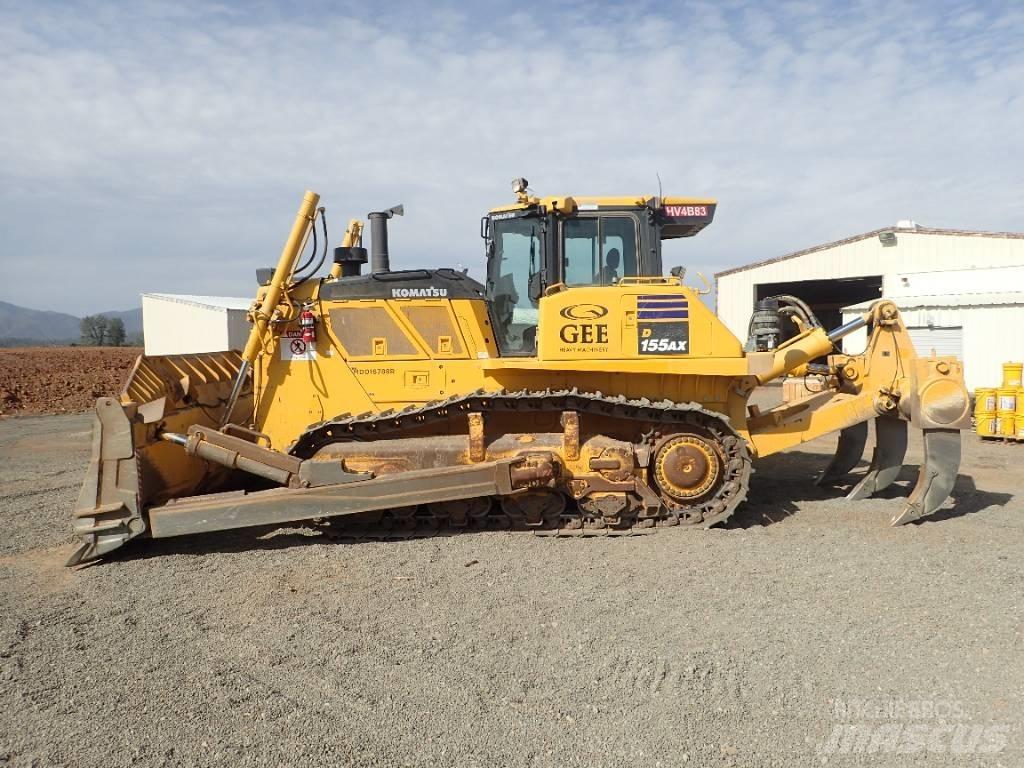 Komatsu D155AX-8 Pásové dozery