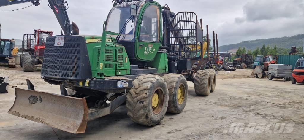 John Deere 1210 E Vyvážecí traktory