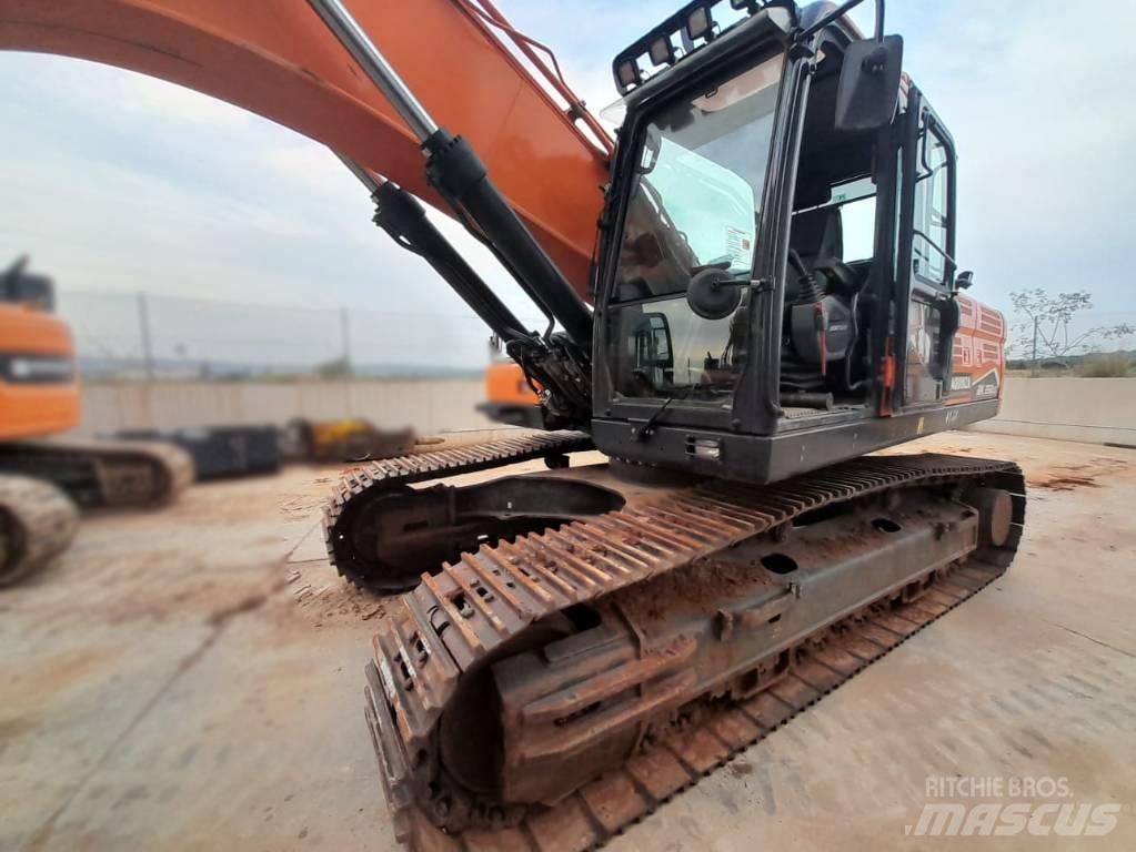Doosan DX 350 LC-7 Pásová rýpadla