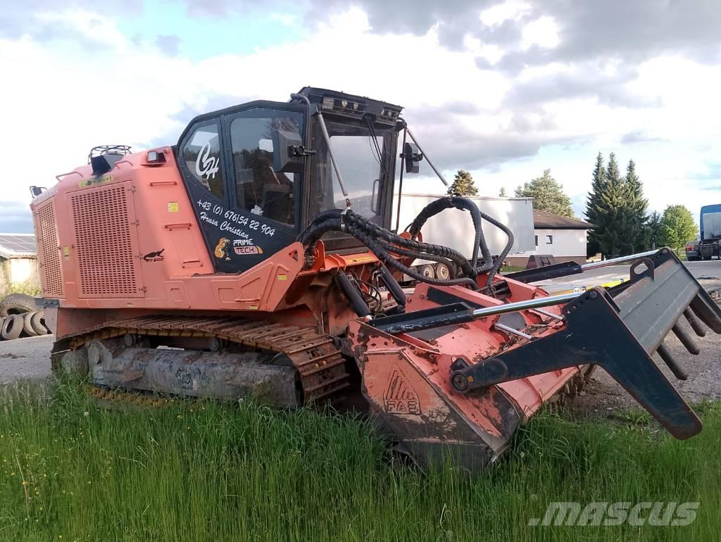 Prime Tech P 475 Lesní traktory