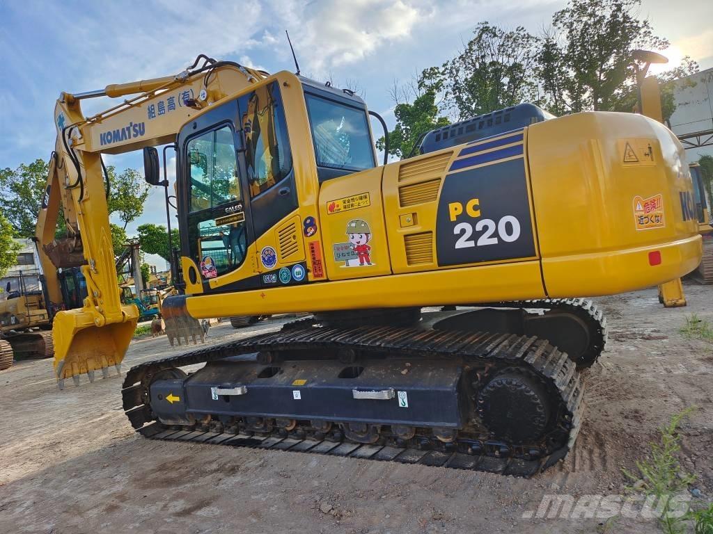 Komatsu PC 220 Pásová rýpadla