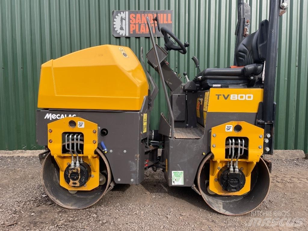 Mecalac TV 800 Tandemové válce