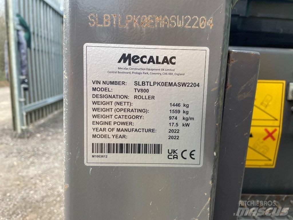 Mecalac TV 800 Tandemové válce