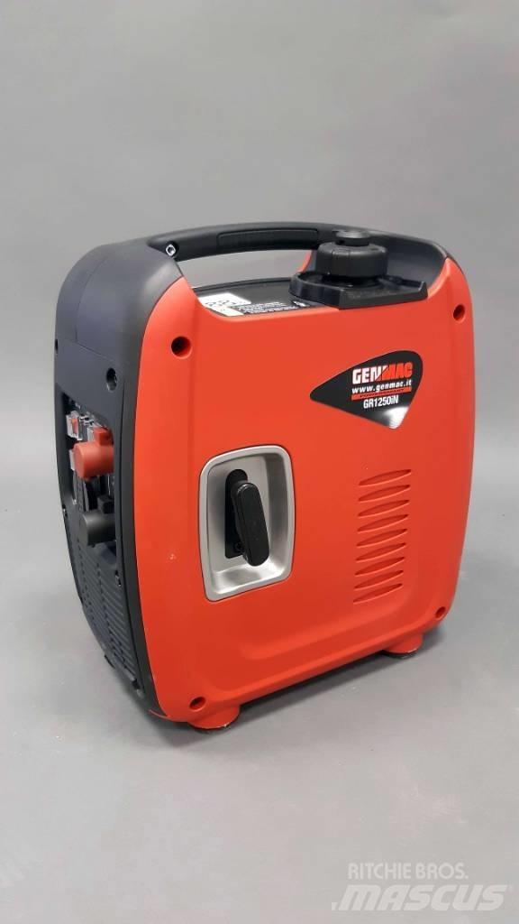 Genmac GR1250iN Benzínové generátory