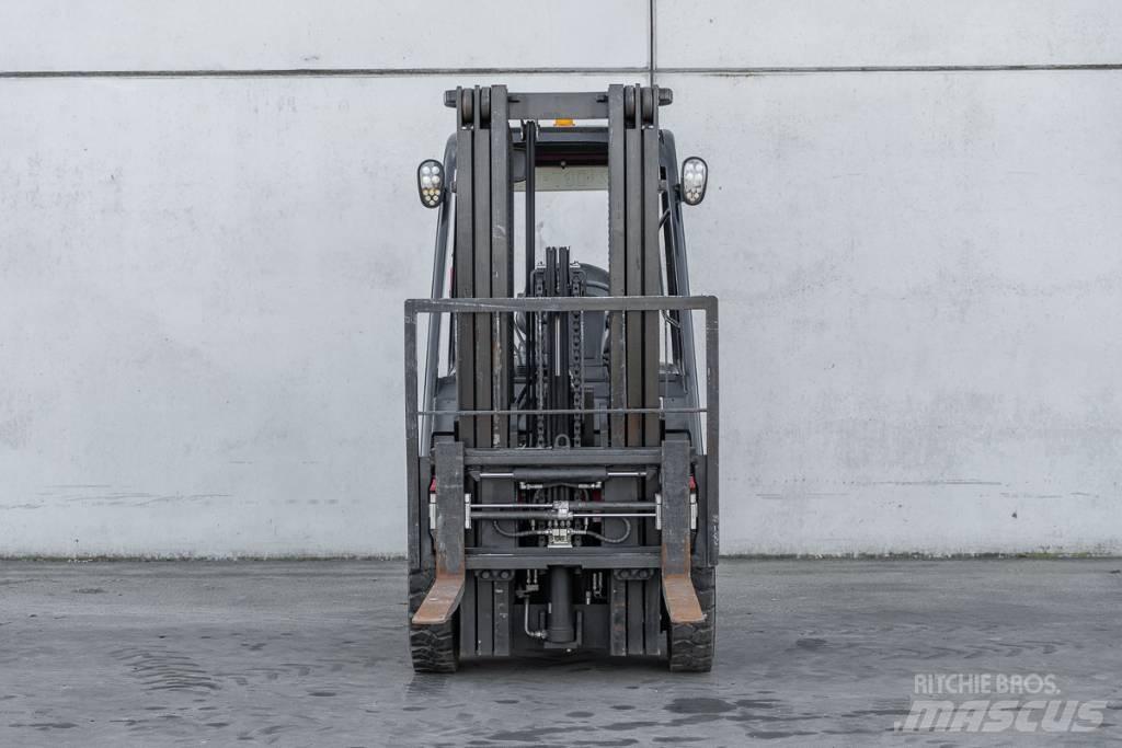 Manitou MI 25 D Dieselové vozíky