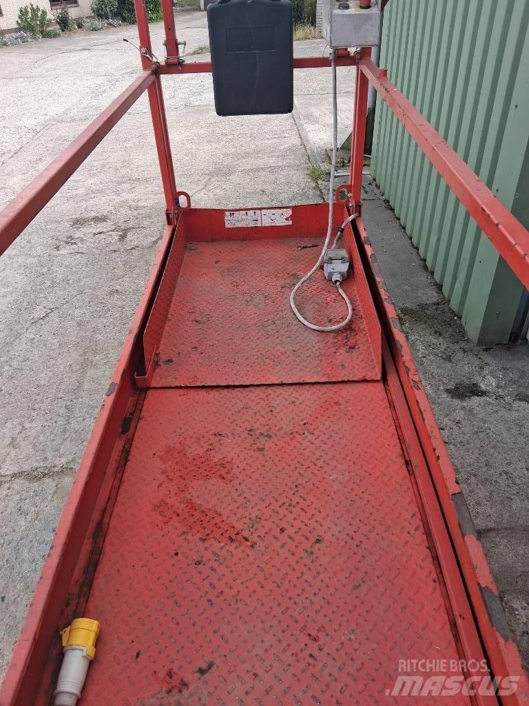 SkyJack SJ III 3226 Nůžková zvedací plošina