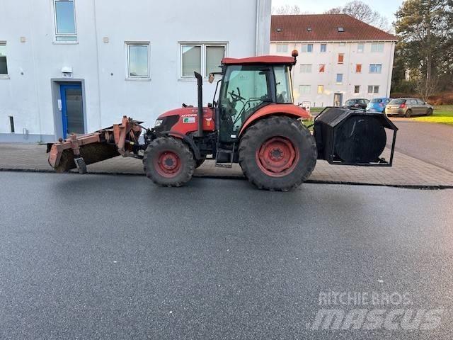 Kubota 7060M Traktory