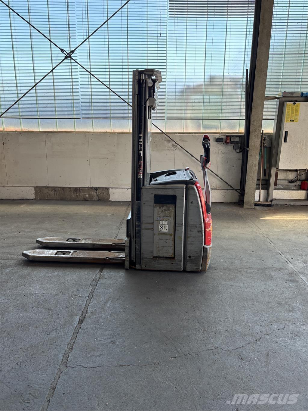 Still EXV 16 Samohybné vozíky