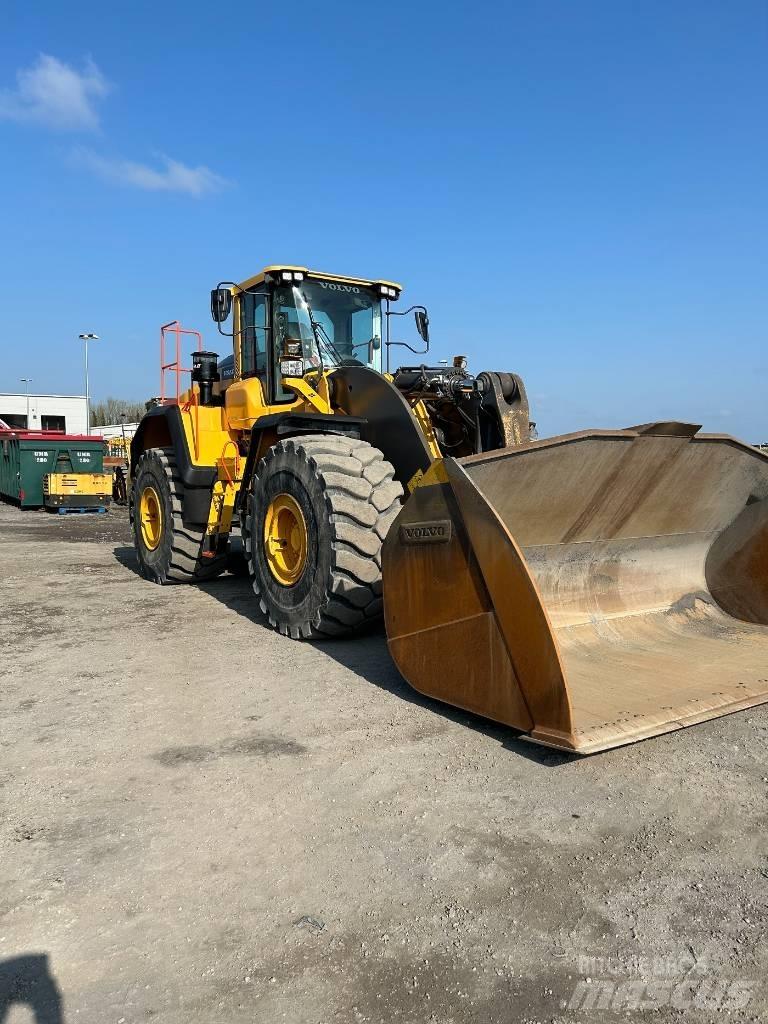 Volvo L 260 H Kolové nakladače