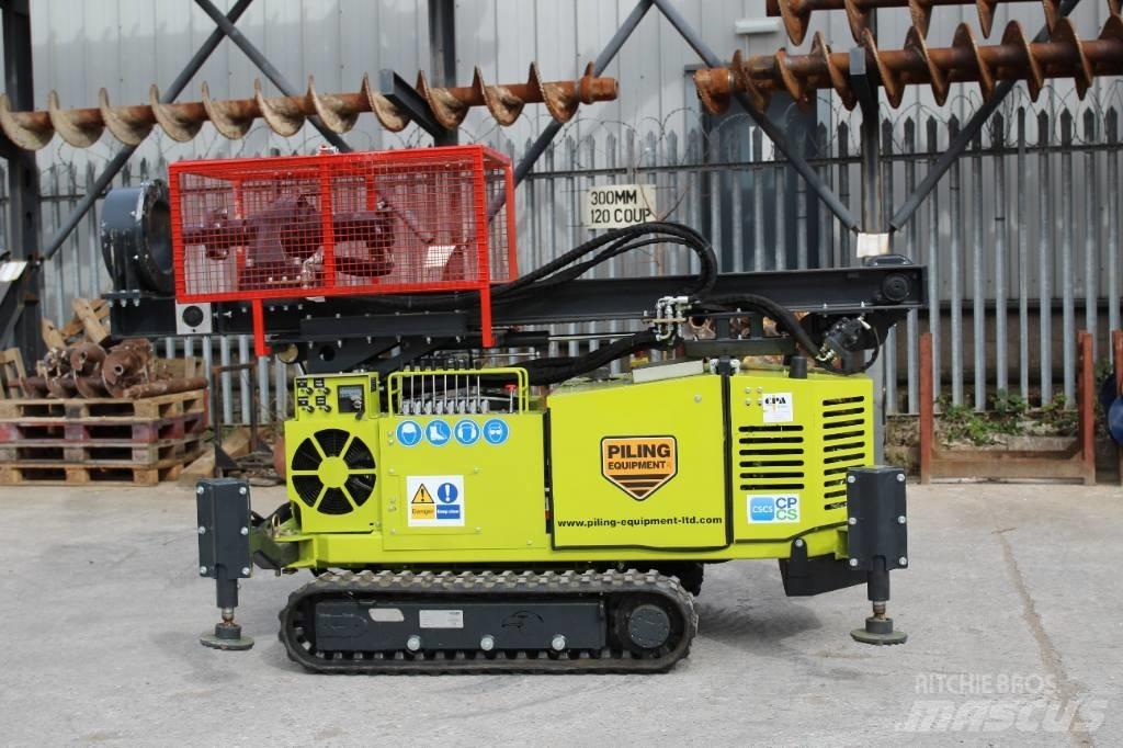 Cobra T5000 Pilířové jeřáby
