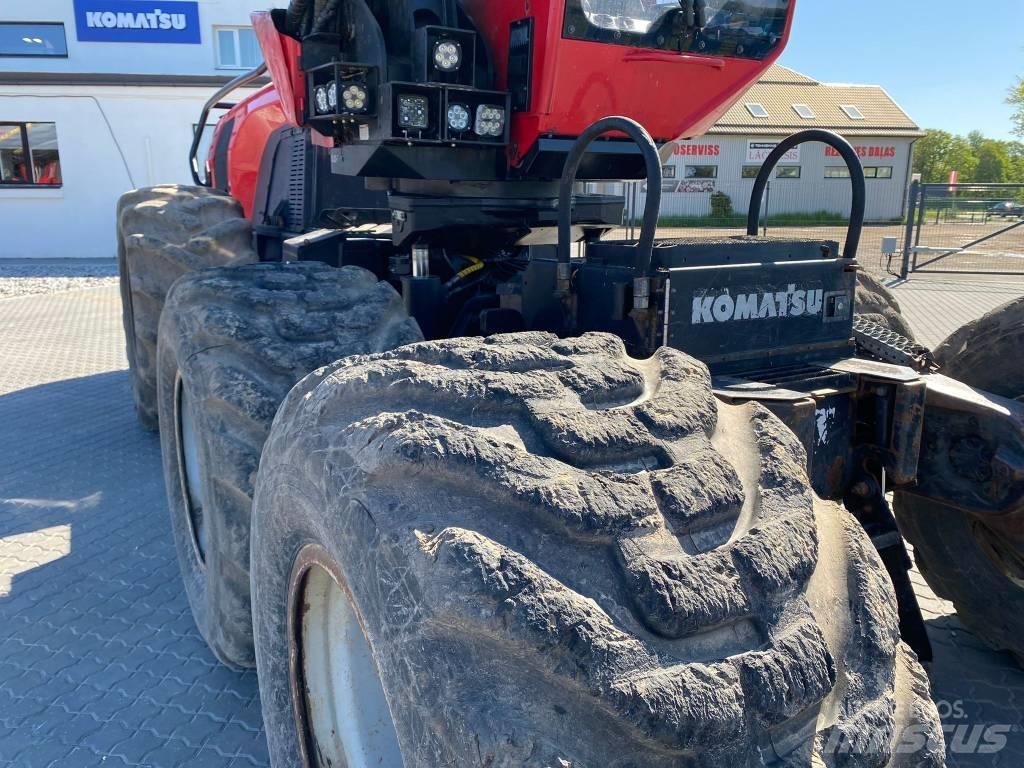 Komatsu 911 Harvestory