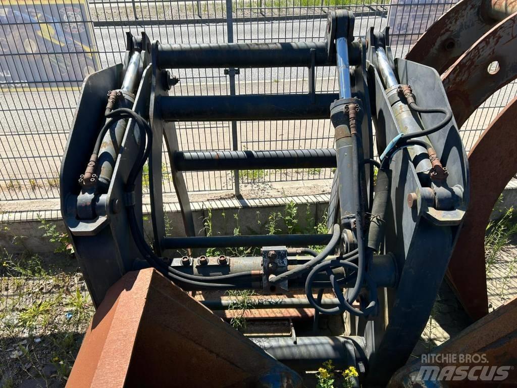 Volvo BM Holzgreifer Stroje pro manipulaci s odpadem