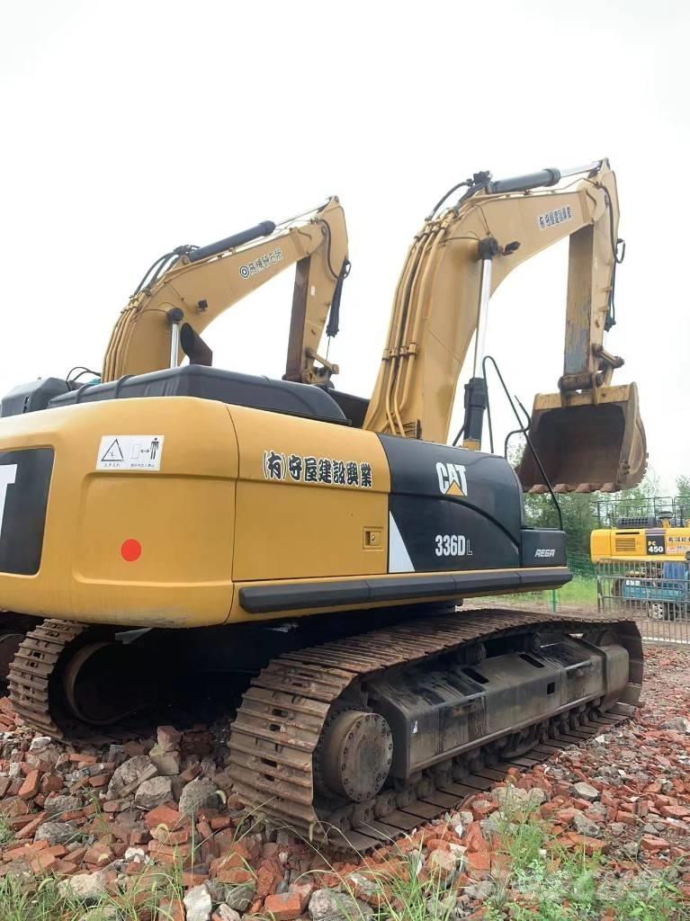 CAT 336 D L Pásová rýpadla