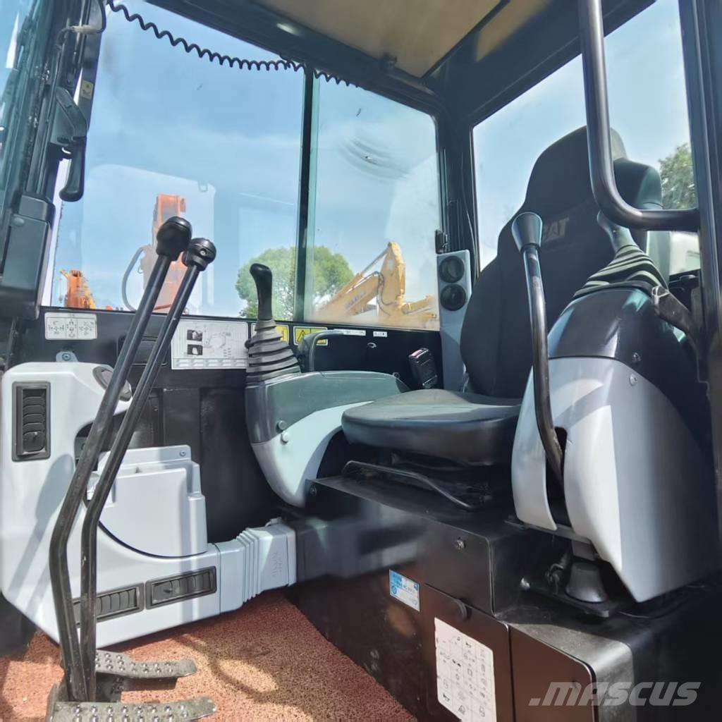 CAT 305.5 E Mini rýpadla < 7t