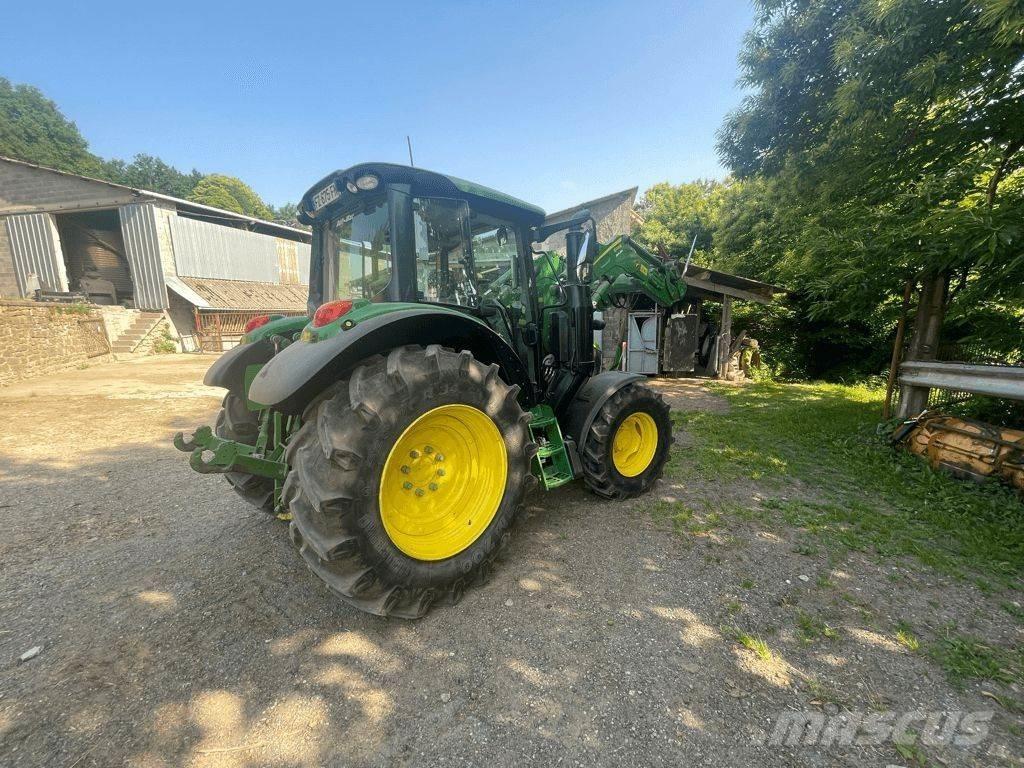 John Deere 6120 M Traktory