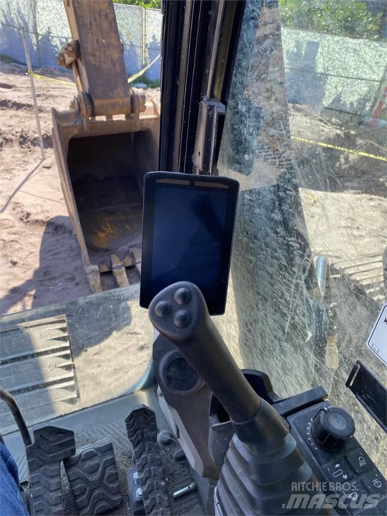 CAT 330 GC Pásová rýpadla