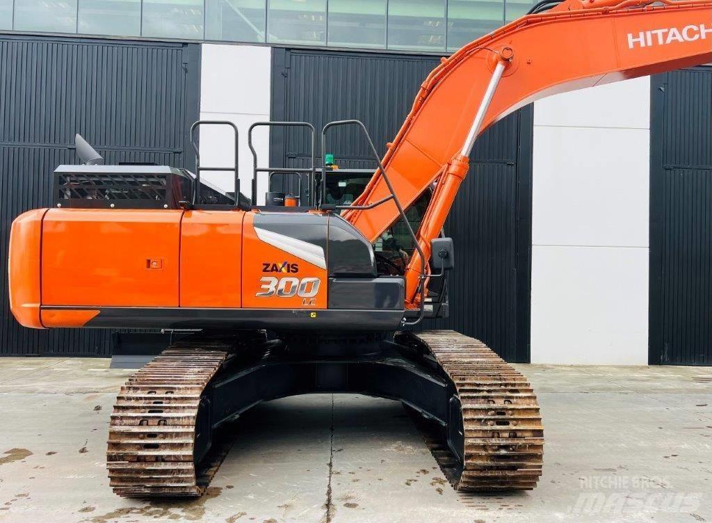 Hitachi ZX 300 LC-7 Pásová rýpadla