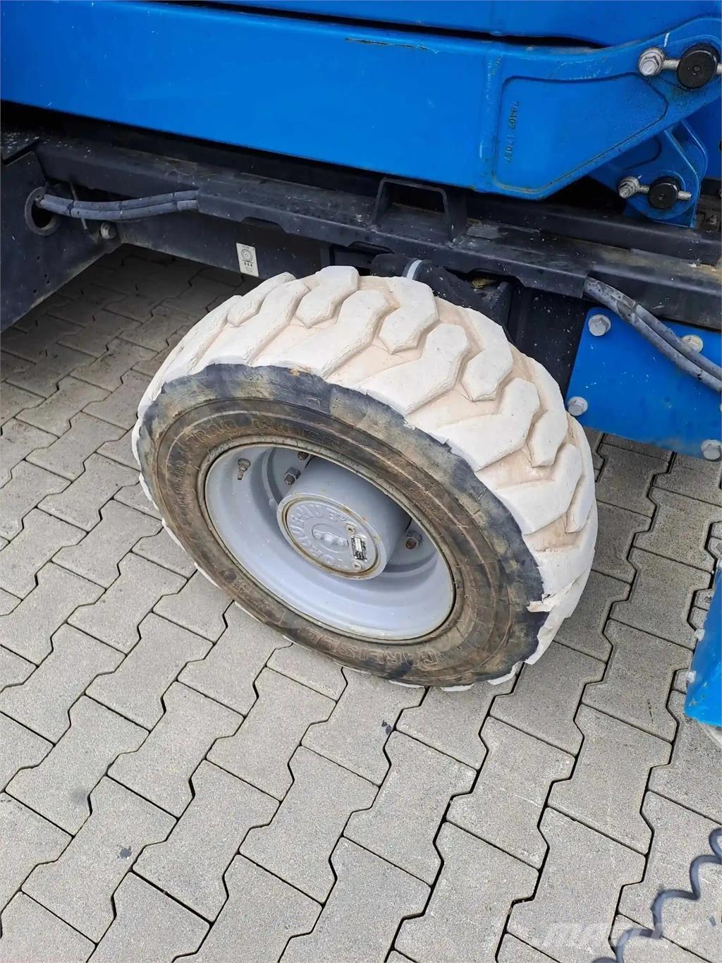 Genie GS 3384 RT Nůžková zvedací plošina