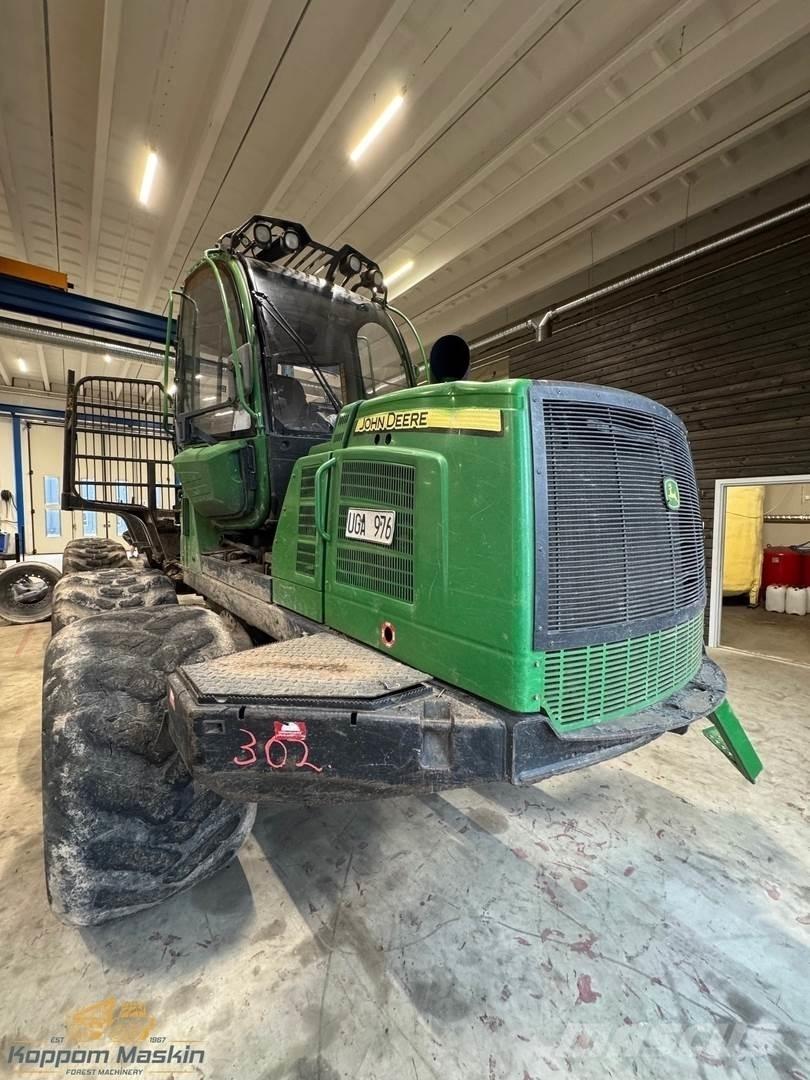 John Deere 1210E Vyvážecí traktory