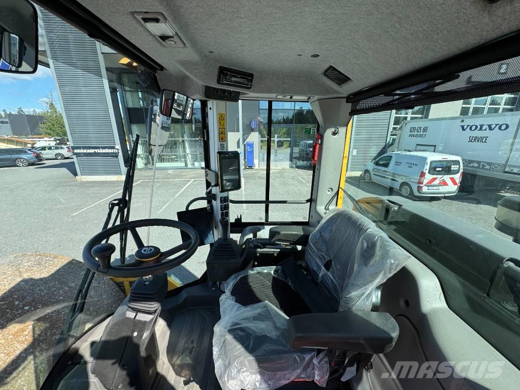 Volvo SD 135 B Tahačové válce