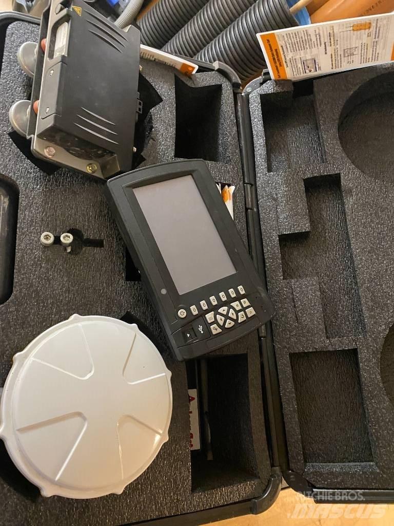 Trimble CB460 vals Přístroje, měřící a automatizační zařízení
