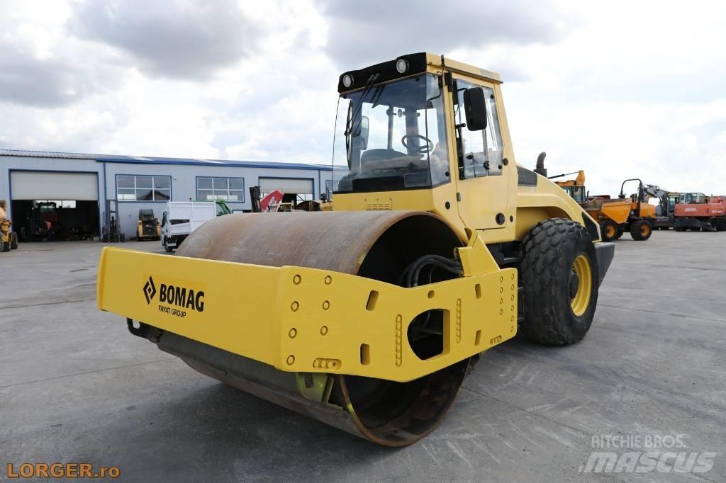 Bomag BW 219 D H-4 Tahačové válce