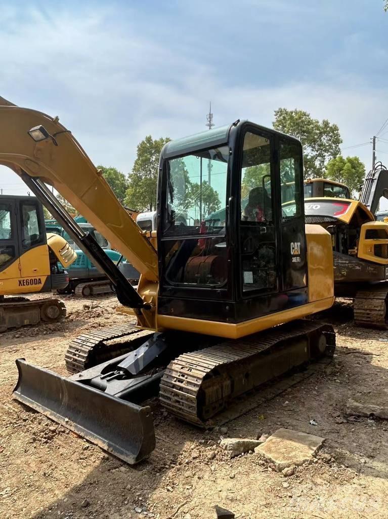 CAT 305.5 Mini rýpadla < 7t