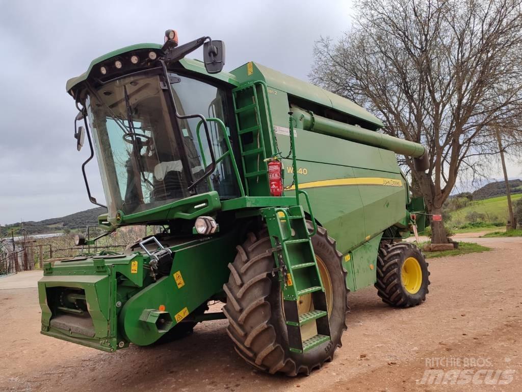John Deere W 440 Sklízecí mlátičky